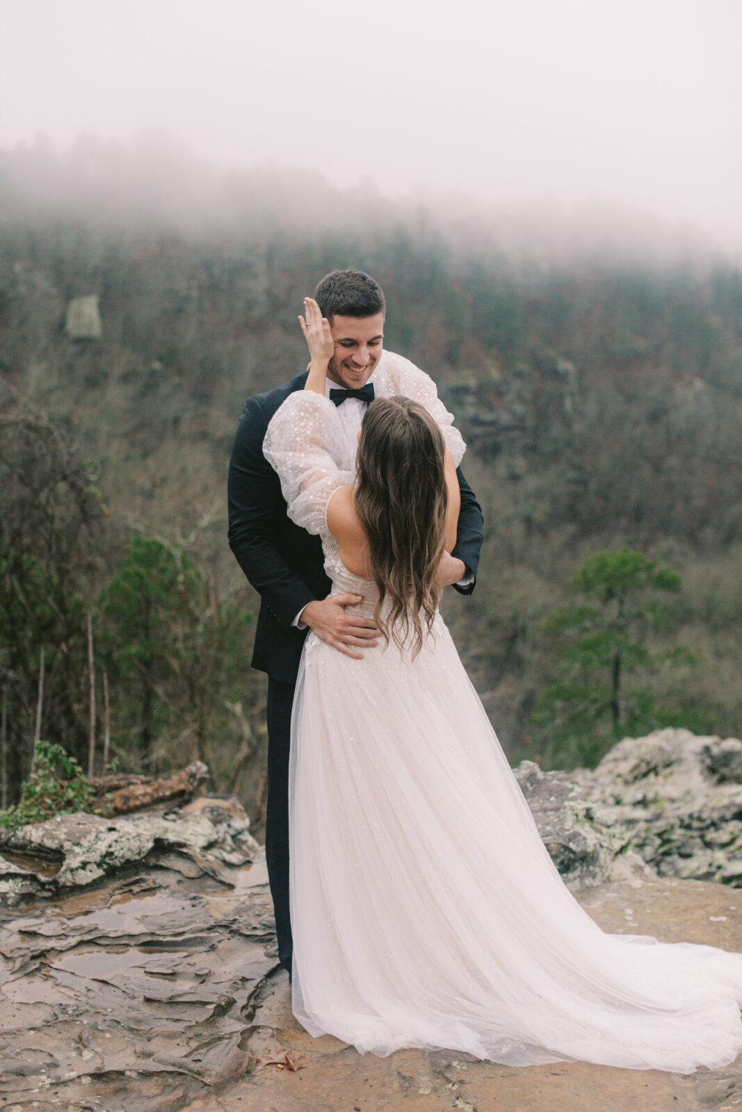 engagement session at petit jean state park